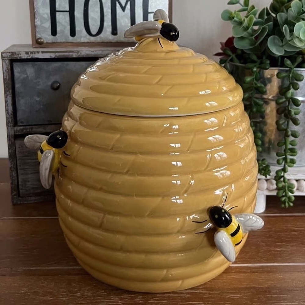 New Large Farmhouse Bee Hive Ceramic Canister